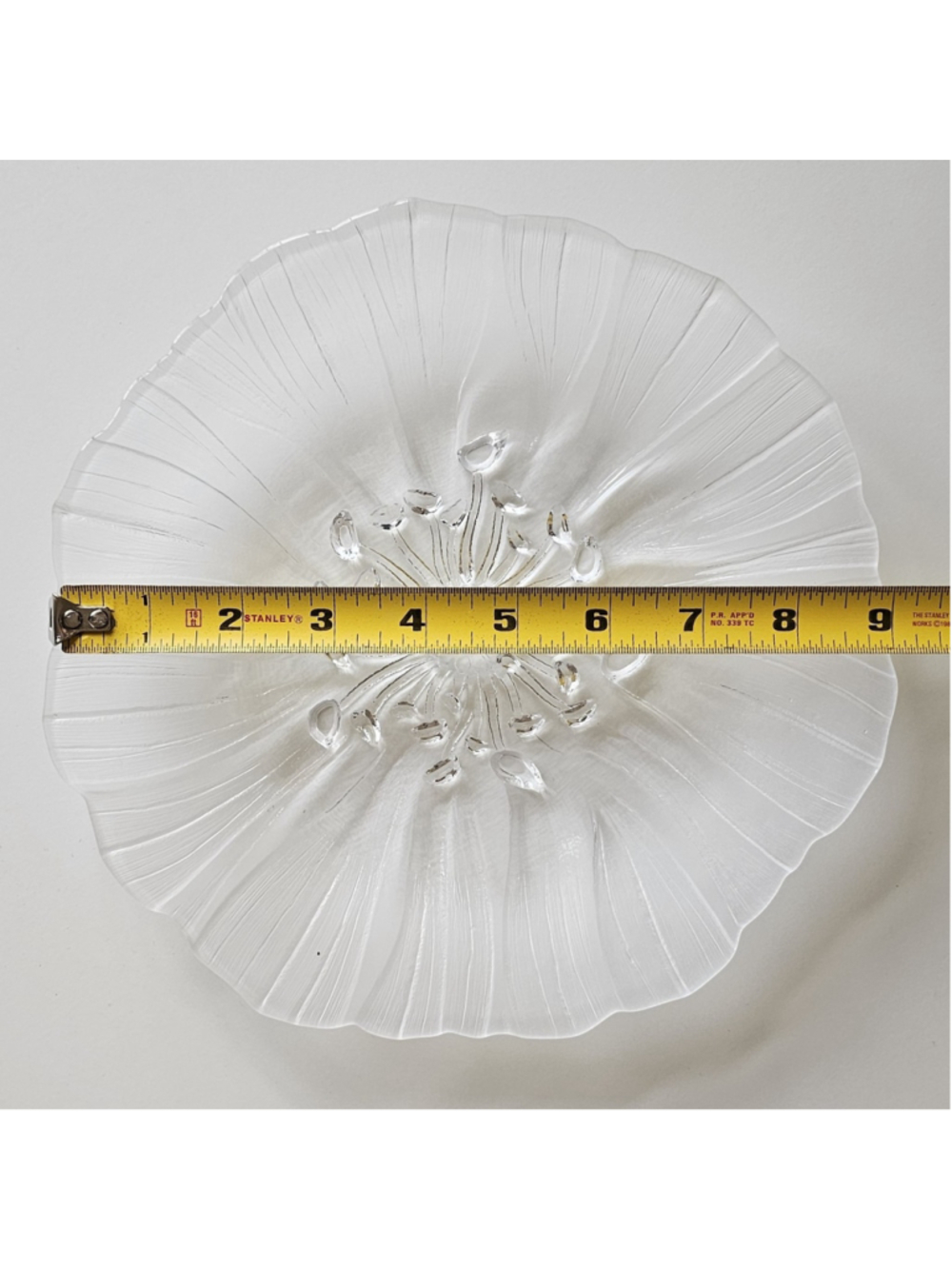 Mats Jonasson Målerås SWEDEN Botanical Anemone "Windflower" Crystal Dinner Plate - Picture 4 of 7